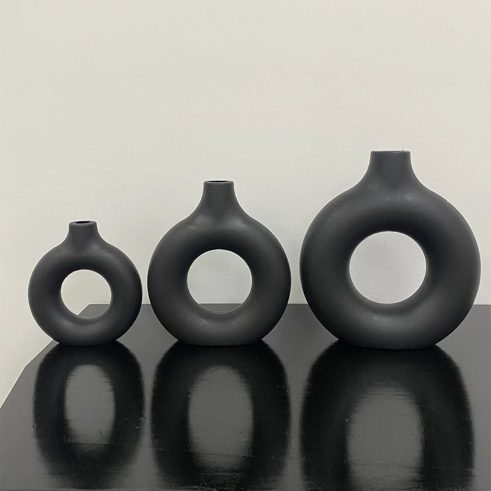 1pcs Black Nordic Ceramic Vase Circular Hollow Donuts Flower Pot