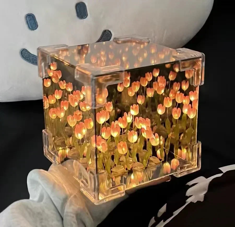 DIY Tulip Mirror Cube Lamp