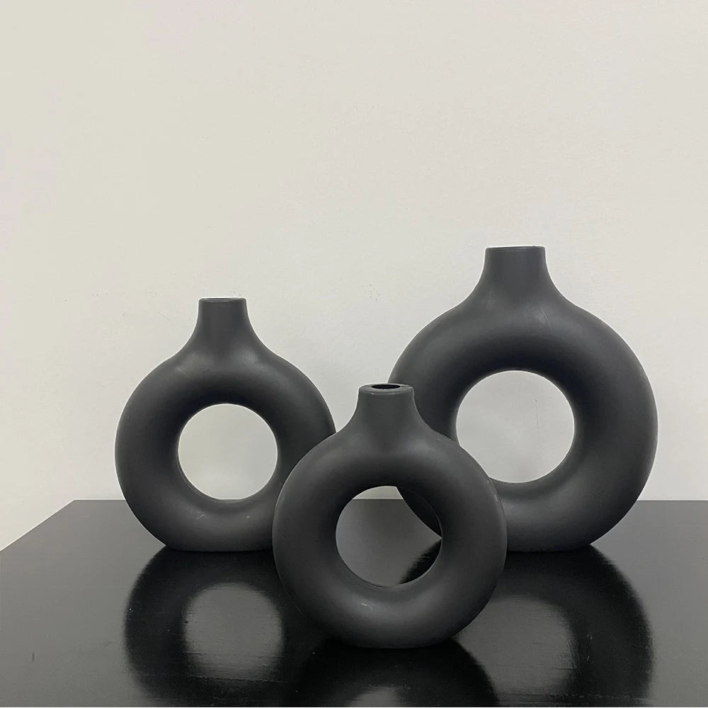1pcs Black Nordic Ceramic Vase Circular Hollow Donuts Flower Pot