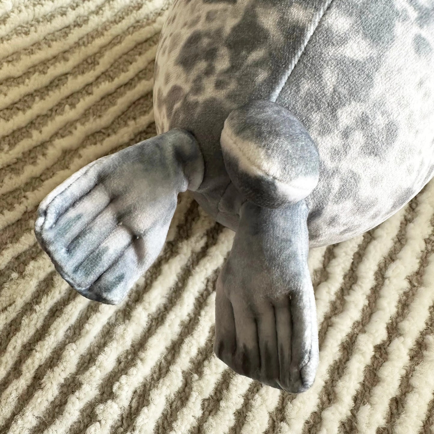 20cm Seal Pillow