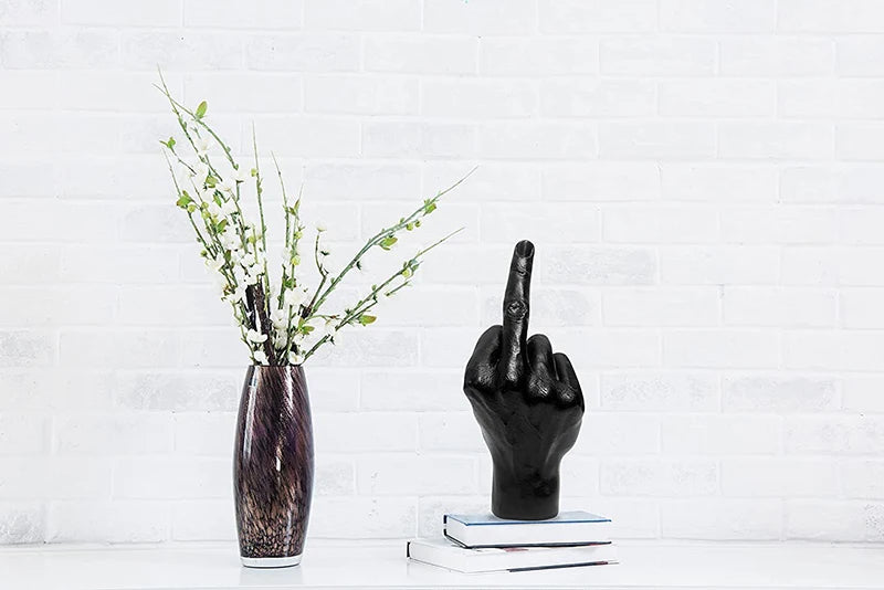 Resin Ornaments Of Middle Finger Statue