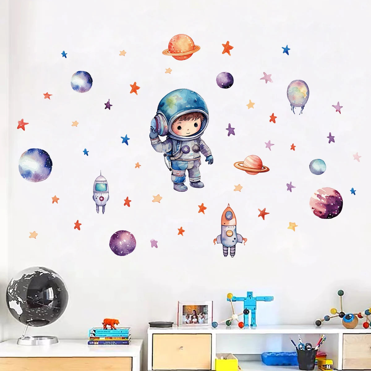 1Pc Cartoon Astronaut Moon Planet Glowing Wall Stickers