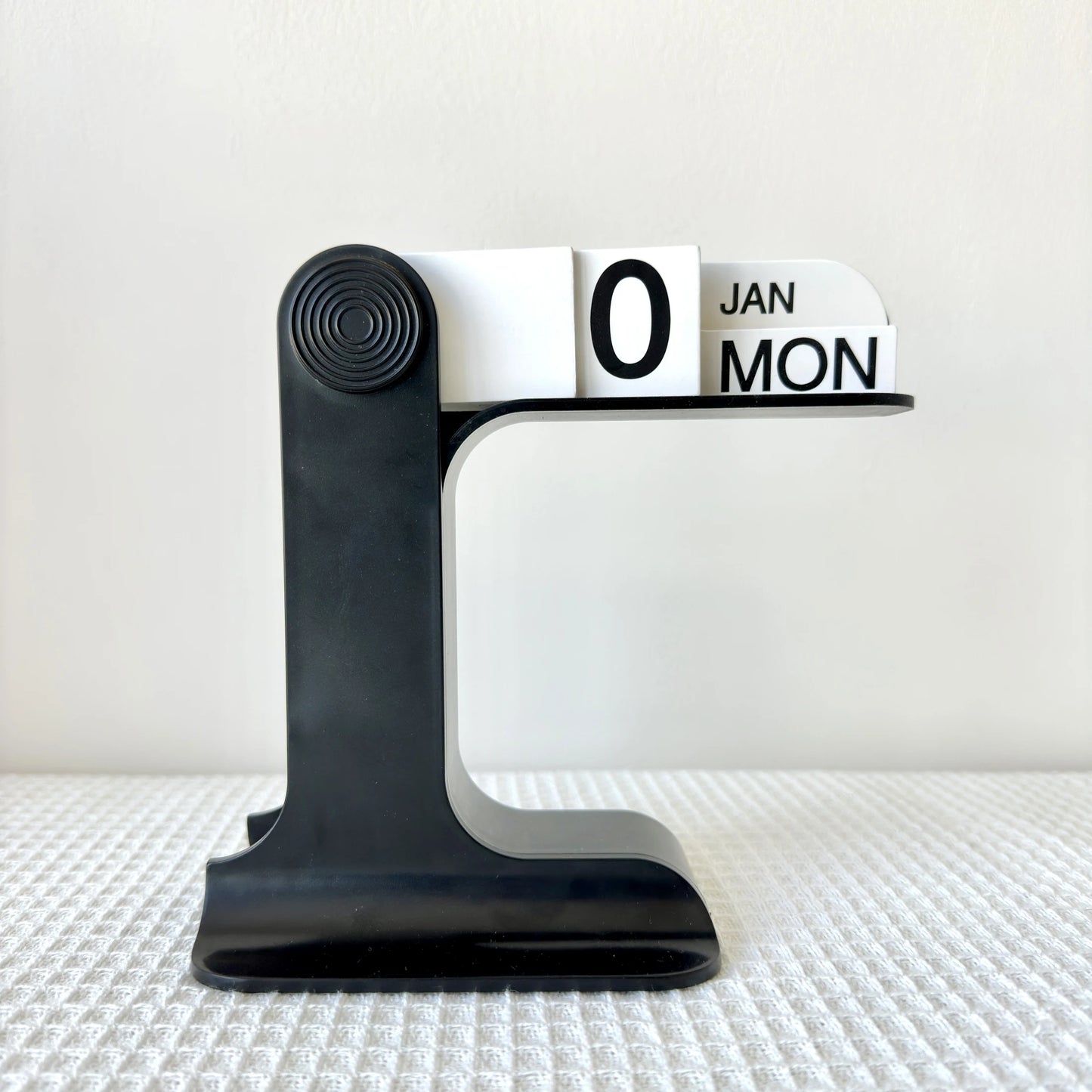 Minimalist Style Plastic Creative Perpetual Calendar